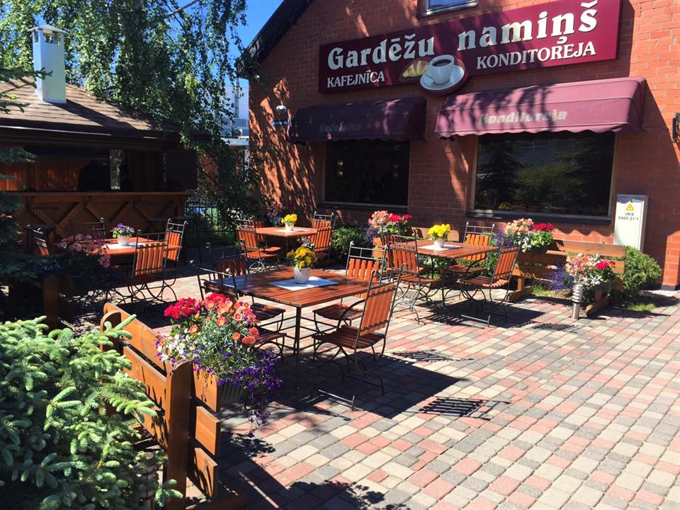 Kafejnīca “Gardēžu Namiņš” Kafejnīca “Gardēžu Namiņš”